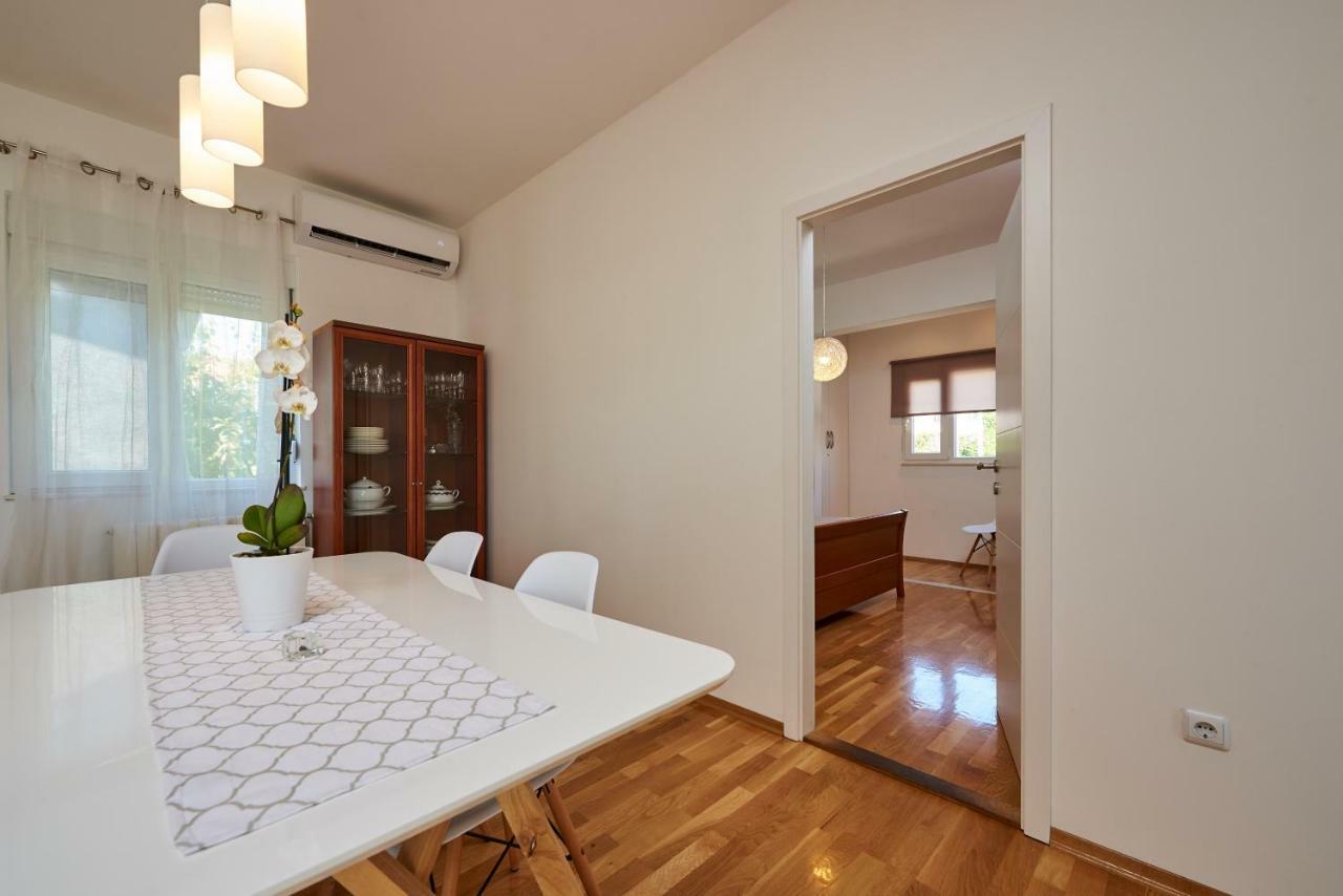 Apartmani Sara I Klara Trogir Exterior photo